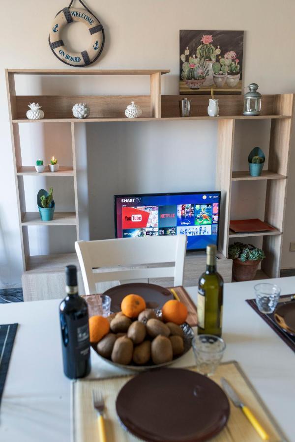 Incantevole Attico 1Minuto Dal Mare Wifi Netflix 泰拉奇纳 外观 照片